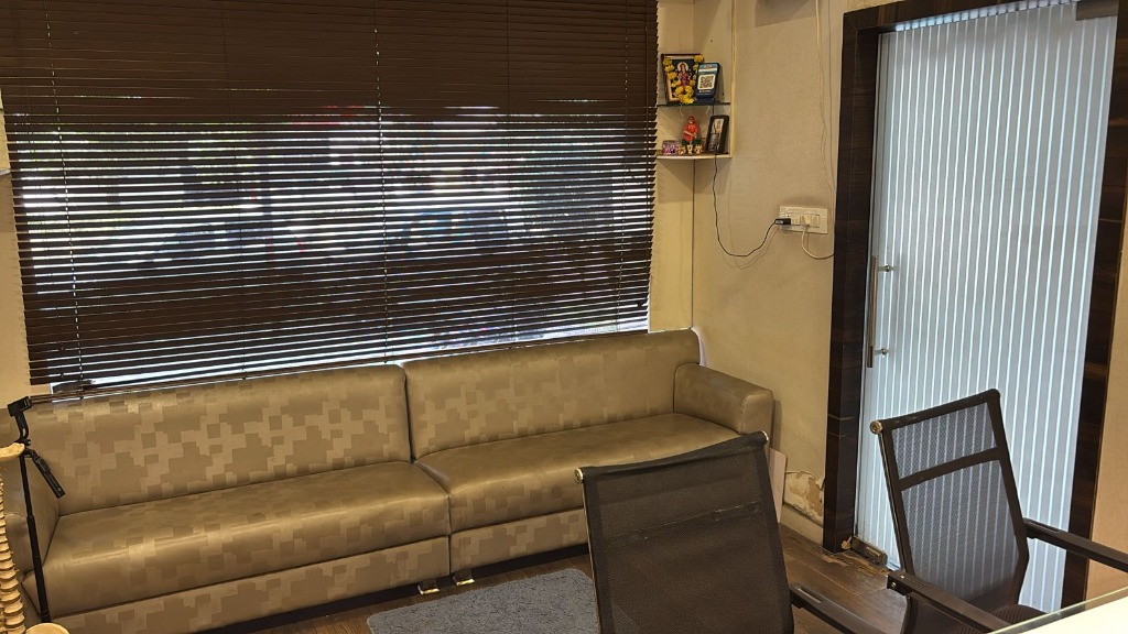 Comfortable Patient Lounger Lounge